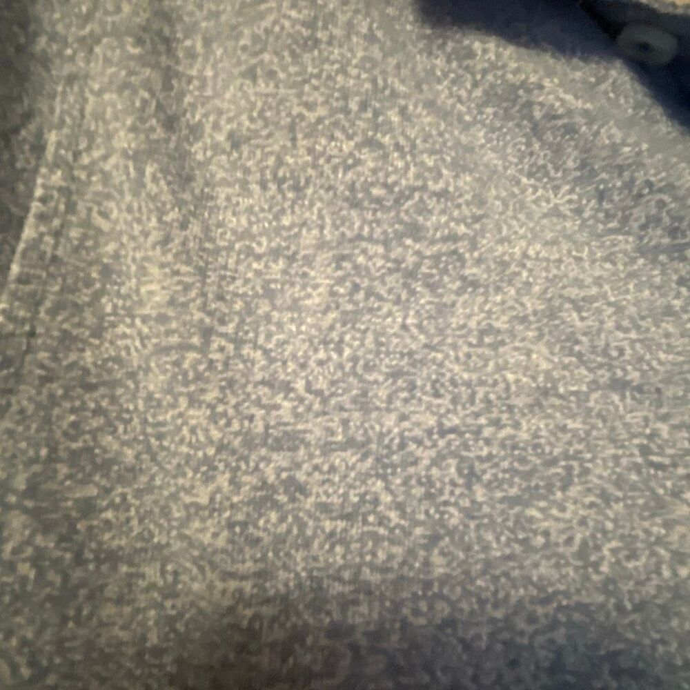 EUC! Volcom Boys Short Sleeve 3 Button Heathered Blue Polo Shirt Size M - Picture 5 of 5